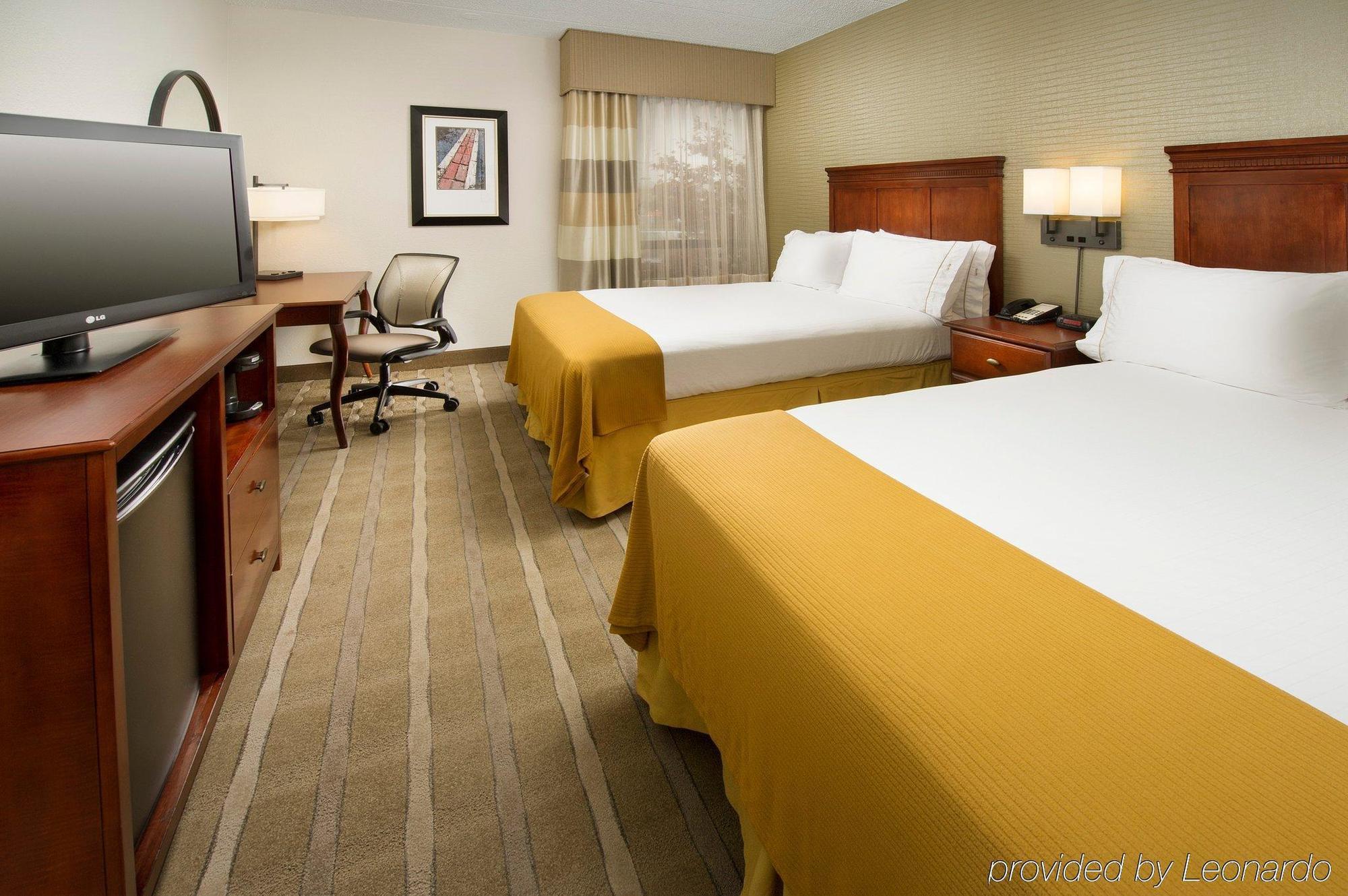 Holiday Inn Express Boston North-Woburn By Ihg Экстерьер фото