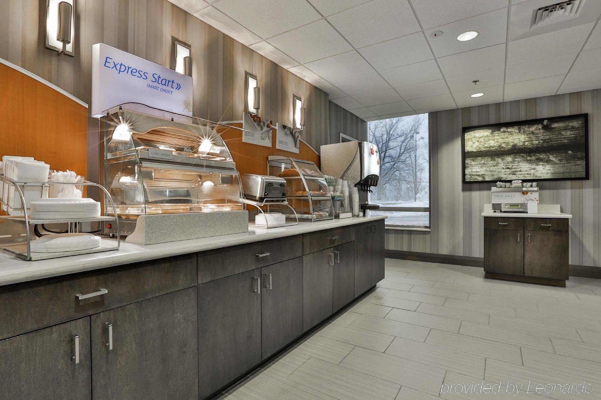Holiday Inn Express Boston North-Woburn By Ihg Экстерьер фото
