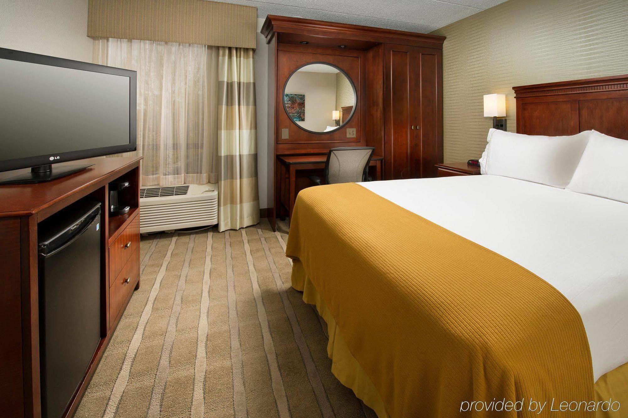 Holiday Inn Express Boston North-Woburn By Ihg Экстерьер фото