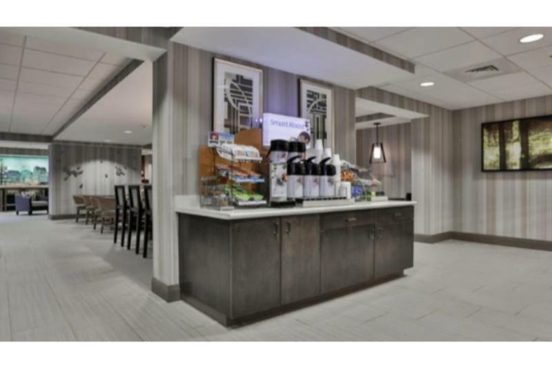 Holiday Inn Express Boston North-Woburn By Ihg Экстерьер фото